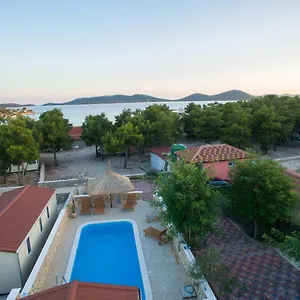  Kemping Camp Lana Chorwacja